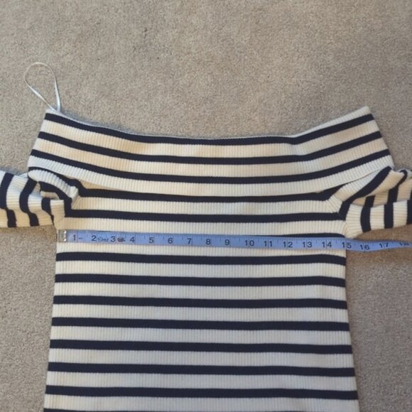 Club Monaco Felicienne Striped Off The Shoulder Sweater, M - Picture 5 of 6